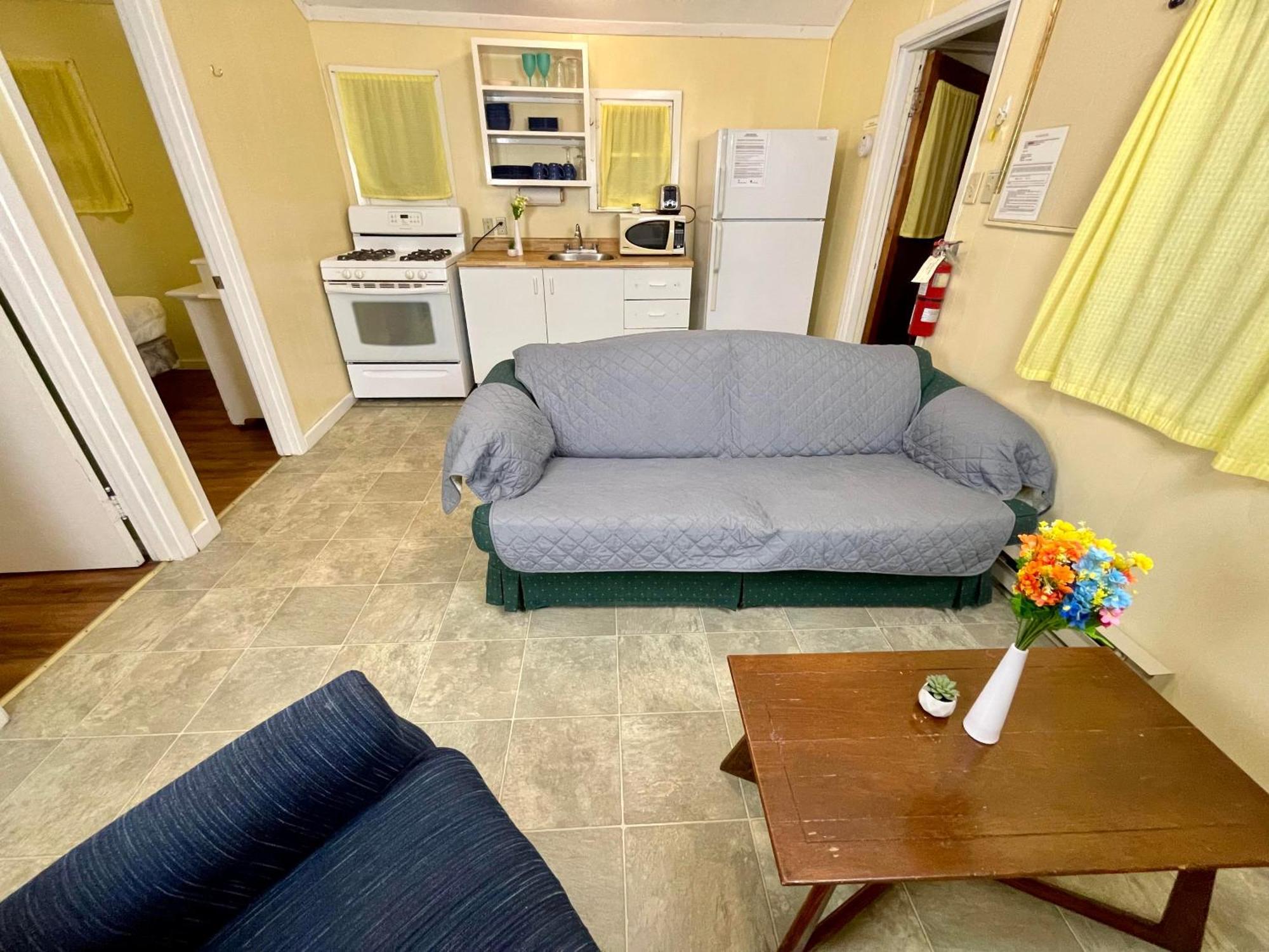 Ambleside Cottage Resort Bobcaygeon Eksteriør billede