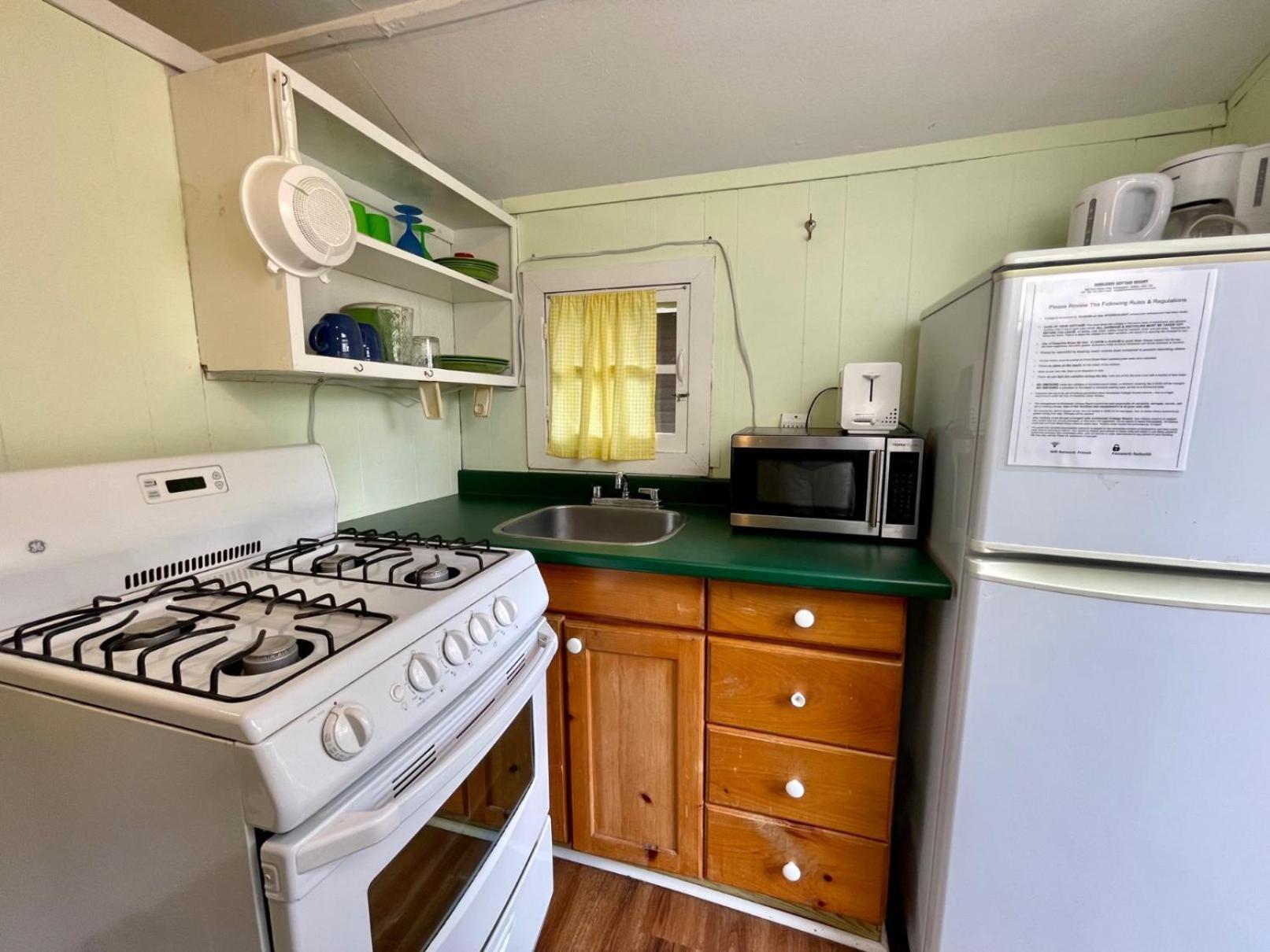 Ambleside Cottage Resort Bobcaygeon Eksteriør billede