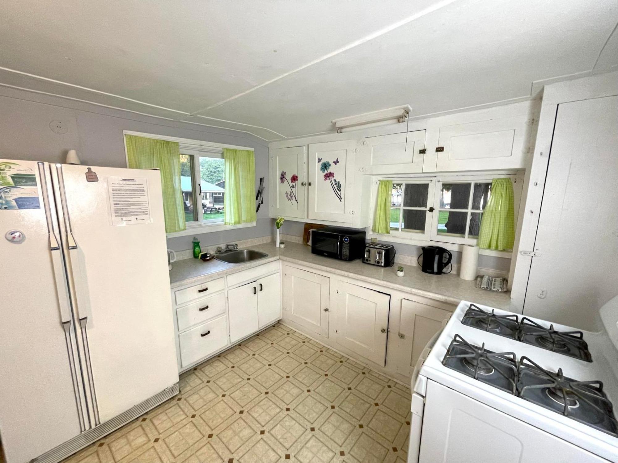 Ambleside Cottage Resort Bobcaygeon Eksteriør billede