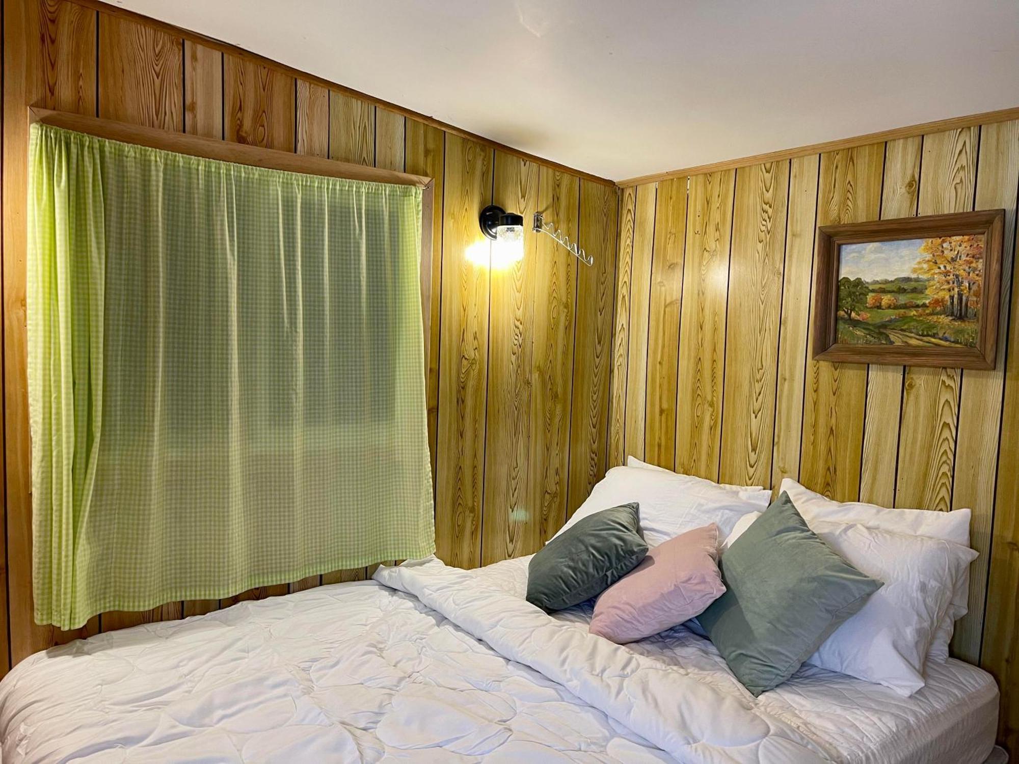 Ambleside Cottage Resort Bobcaygeon Eksteriør billede