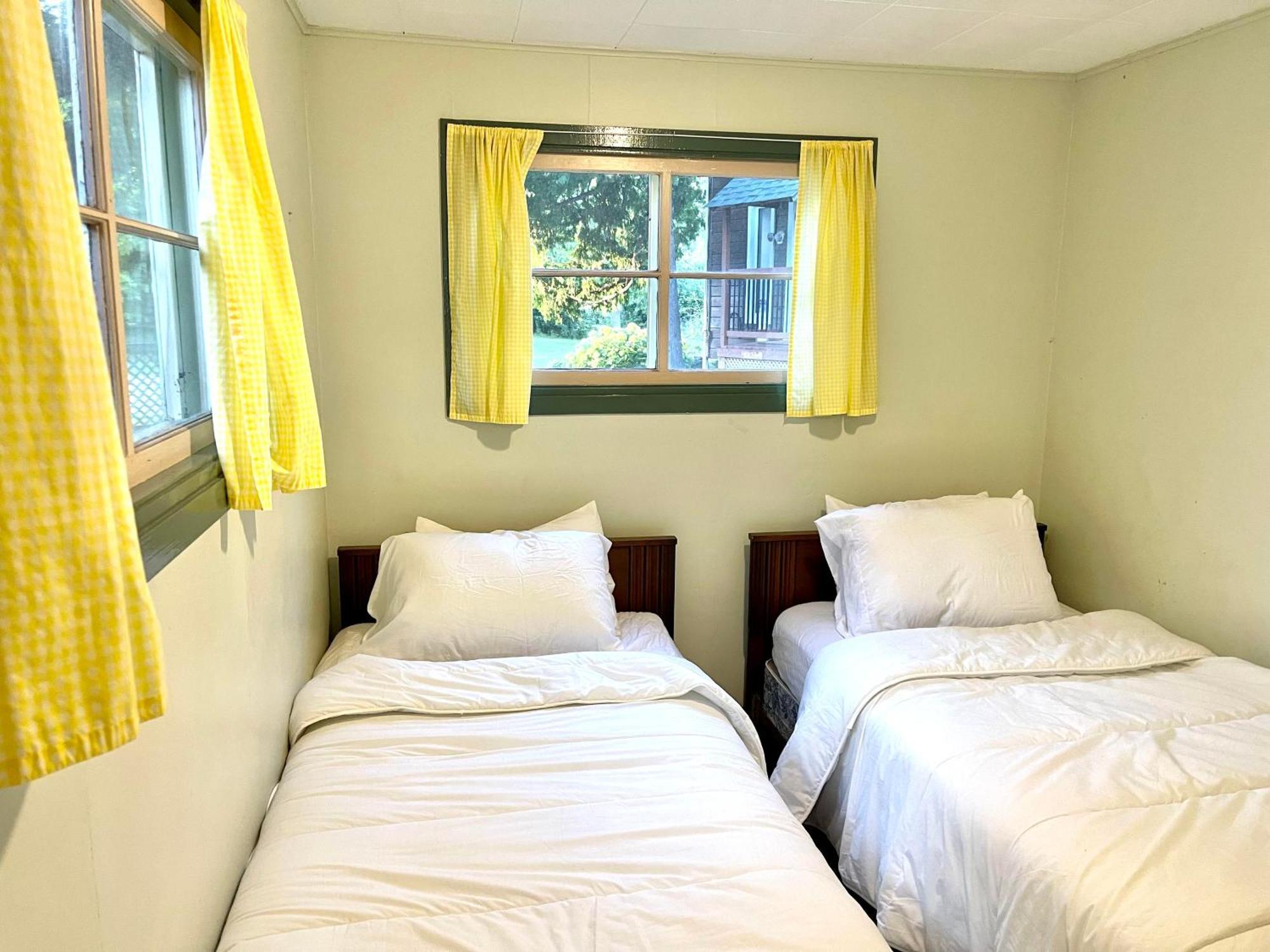 Ambleside Cottage Resort Bobcaygeon Eksteriør billede