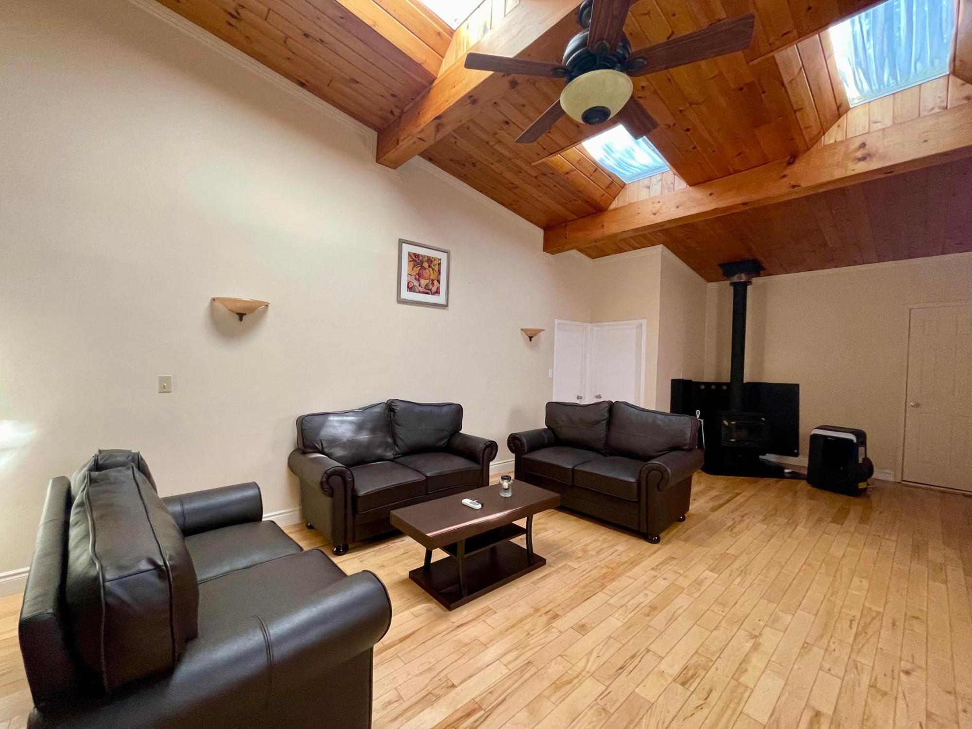 Ambleside Cottage Resort Bobcaygeon Eksteriør billede
