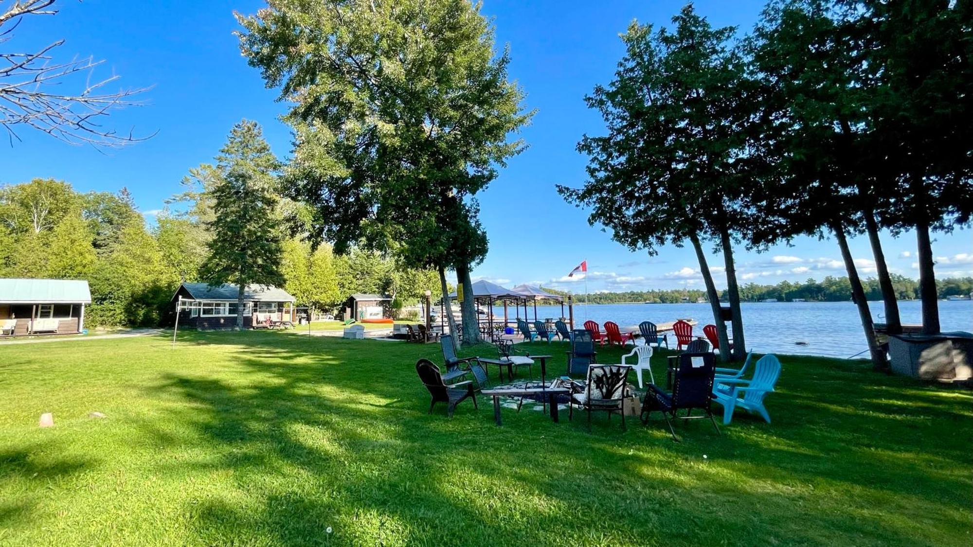 Ambleside Cottage Resort Bobcaygeon Eksteriør billede